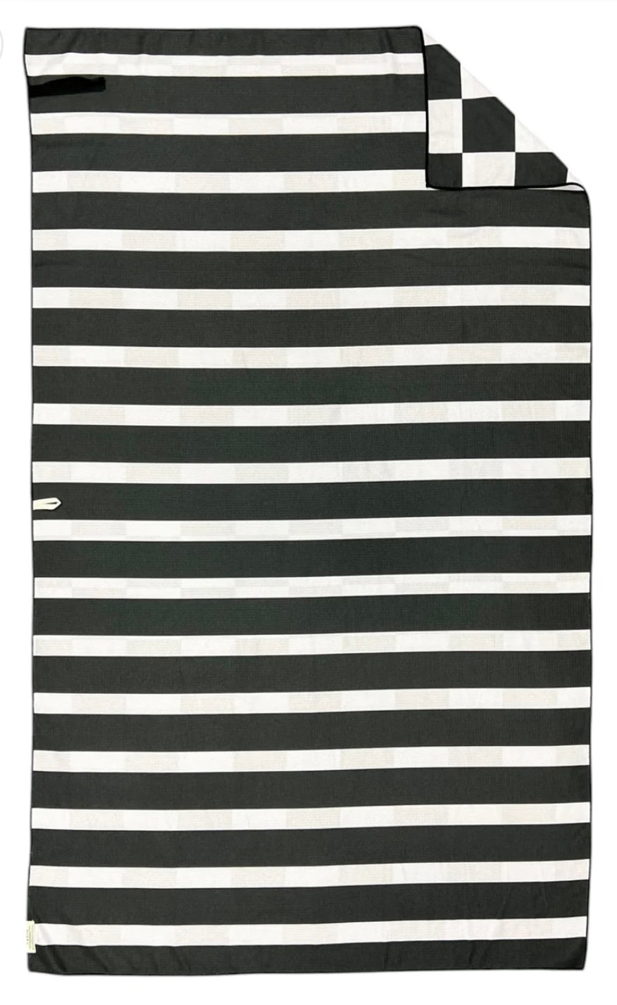 Checkmate Pool Towel: Reversible